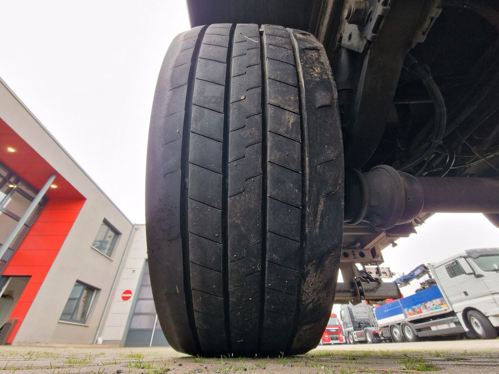 Félpótkocsi hűtős Schmitz Cargobull SKO 18/LZG - FP 45 COOL / Ldbw / Carrier Vector Schmitz Cargobull SKO 18/LZG - FP 45 COOL / Ldbw / Carrier Vector: 27 kép.