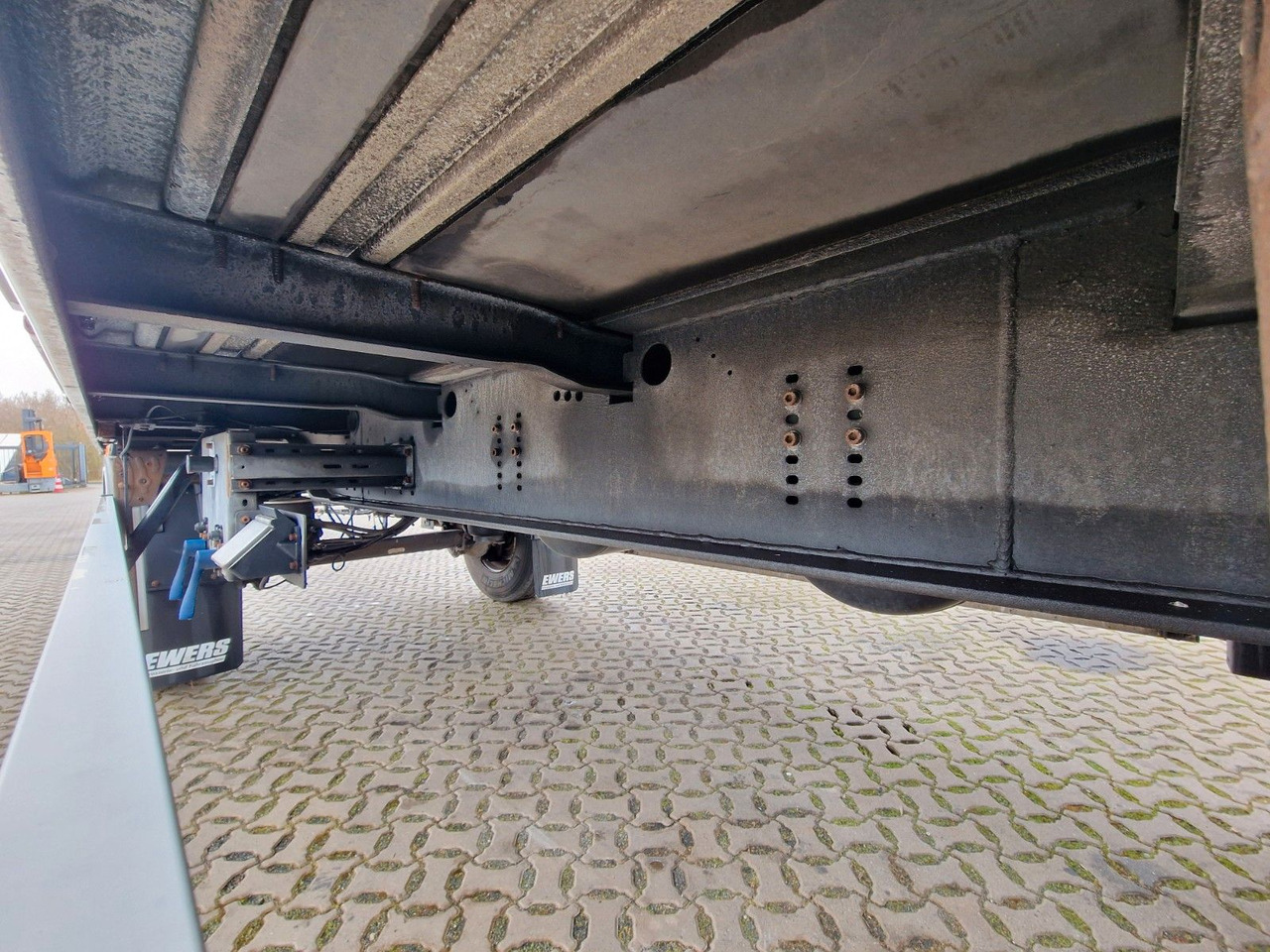 Pótkocsi italszállító Web-Trailer PRASQ 18 / Ladebordwand: 10 kép.