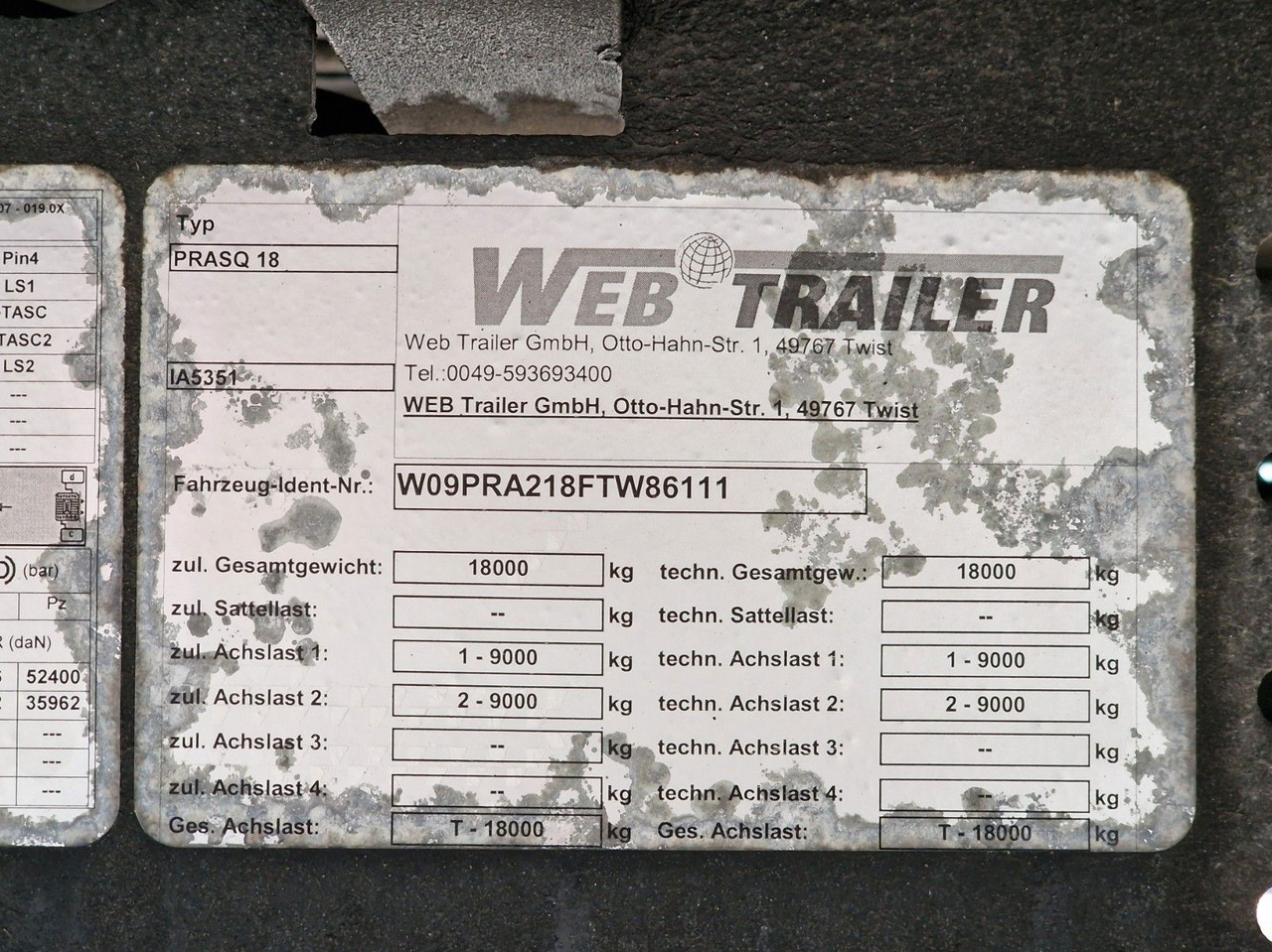 Pótkocsi italszállító Web-Trailer PRASQ 18 / Ladebordwand: 47 kép.