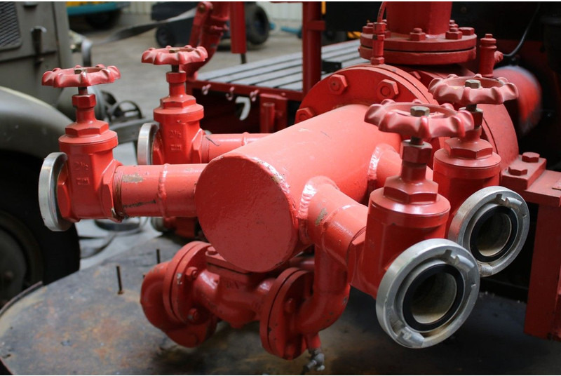 Bedford 1958 - Tűzoltóautó: 5 kép. Bedford 1958 - Tűzoltóautó: 5 kép.