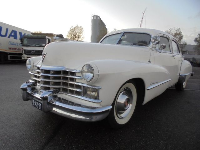 Cadillac Fleetwood sedan - Szedán: 1 kép. Cadillac Fleetwood sedan - Szedán: 1 kép.