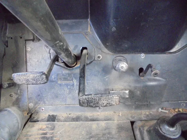 Platós teherautó Chevrolet 1 1/2 TON FLATBED: 10 kép.