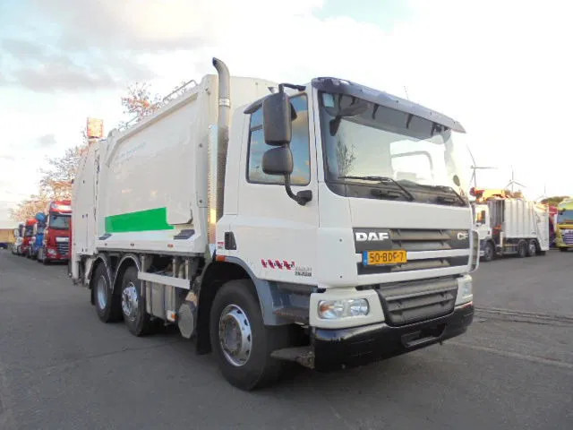 DAF CF 250 - Szemetesautó: 3 kép. DAF CF 250 - Szemetesautó: 3 kép.