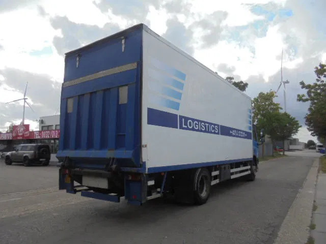 DAF CF 65 220 NL KENTEKEN - Dobozos felépítményű teherautó: 4 kép. DAF CF 65 220 NL KENTEKEN - Dobozos felépítményű teherautó: 4 kép.
