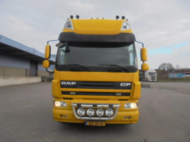DAF CF 65 300 EEV NL TRUCK - Vontató: 2 kép. DAF CF 65 300 EEV NL TRUCK - Vontató: 2 kép.