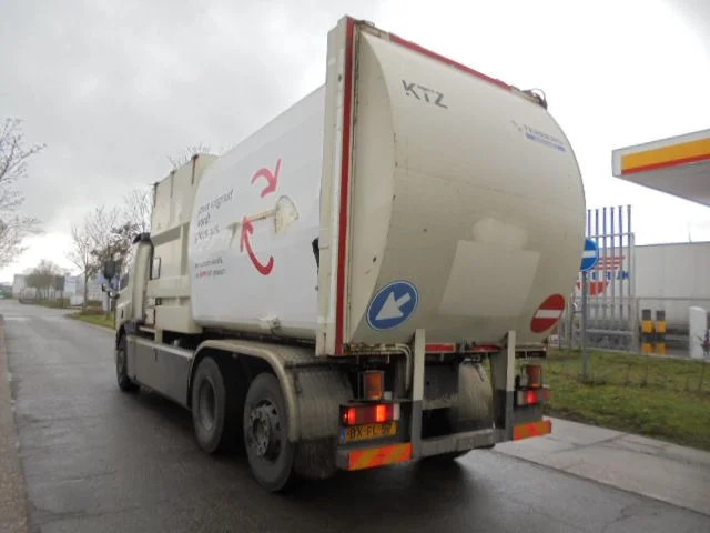 DAF CF 75.250 FAN 6X2 - Szemetesautó: 3 kép. DAF CF 75.250 FAN 6X2 - Szemetesautó: 3 kép.