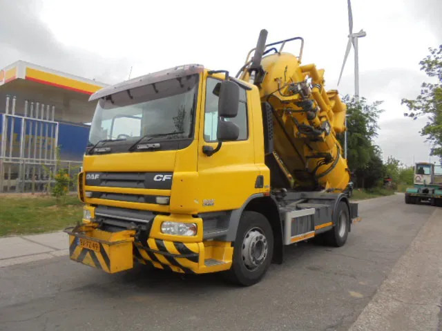 DAF CF 75.250 RAVO NL TRUCK LIKE NEW - Szippantós autó: 1 kép. DAF CF 75.250 RAVO NL TRUCK LIKE NEW - Szippantós autó: 1 kép.