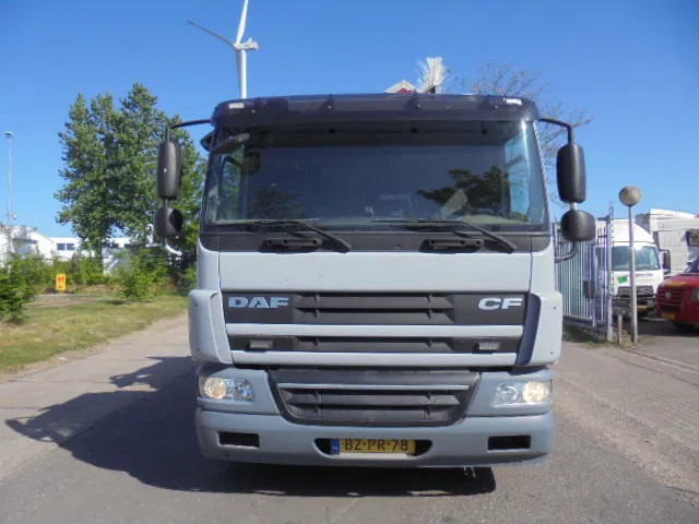 DAF CF 75.310 FAN 6x2 NL TRUCK - Alvaz teherautó: 2 kép. DAF CF 75.310 FAN 6x2 NL TRUCK - Alvaz teherautó: 2 kép.
