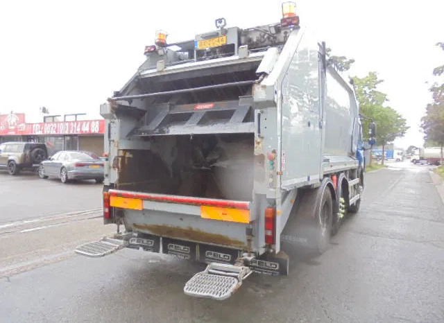 DAF CF 75 310 NL KENTEKEN TUV-APK 01-26 - Szemetesautó: 5 kép. DAF CF 75 310 NL KENTEKEN TUV-APK 01-26 - Szemetesautó: 5 kép.