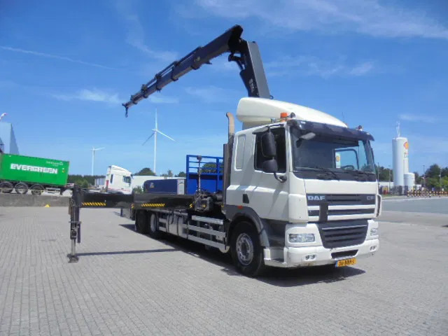 DAF CF 85 360 6X2 HIAB 477/5 NL TRUCK - Platós teherautó, Darus autó: 3 kép. DAF CF 85 360 6X2 HIAB 477/5 NL TRUCK - Platós teherautó, Darus autó: 3 kép.