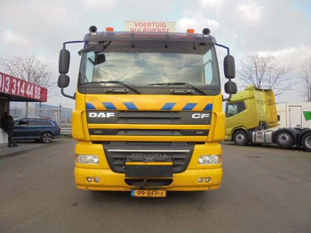 DAF CF 85 360 NL TRUCK - Vontató: 2 kép. DAF CF 85 360 NL TRUCK - Vontató: 2 kép.