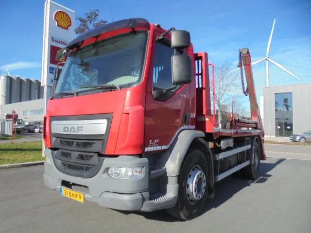 DAF LF LF 320 - Konténerszállító: 1 kép. DAF LF LF 320 - Konténerszállító: 1 kép.