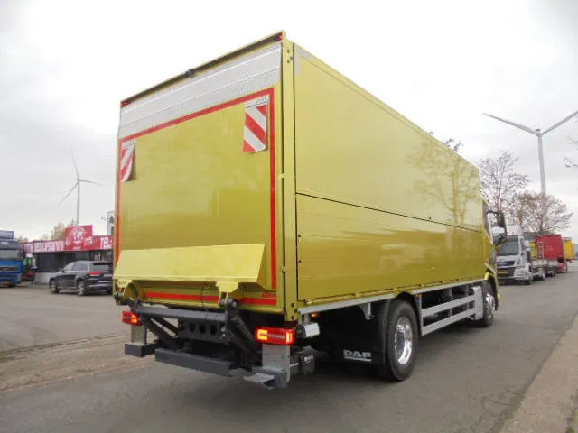 DAF XD 370 FA DEMO MET FABRIEKS GARANTIE - Dobozos felépítményű teherautó: 5 kép. DAF XD 370 FA DEMO MET FABRIEKS GARANTIE - Dobozos felépítményű teherautó: 5 kép.