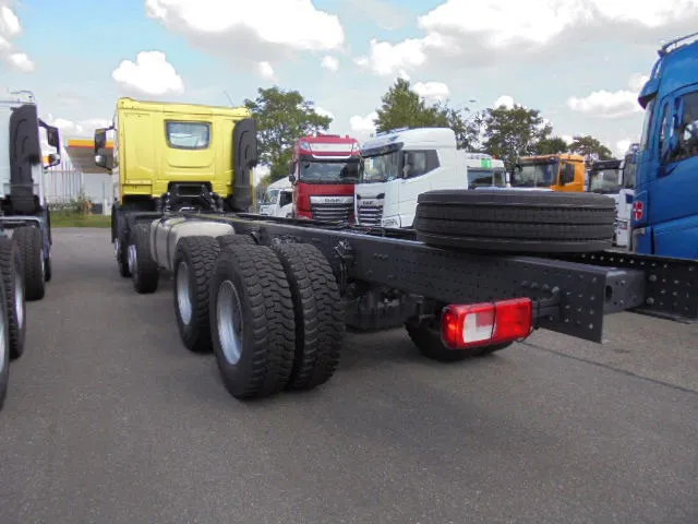 DAF XD 450 F 8X4 NIEUW MET FABRIEKS GARANTIE - Alvaz teherautó: 4 kép. DAF XD 450 F 8X4 NIEUW MET FABRIEKS GARANTIE - Alvaz teherautó: 4 kép.