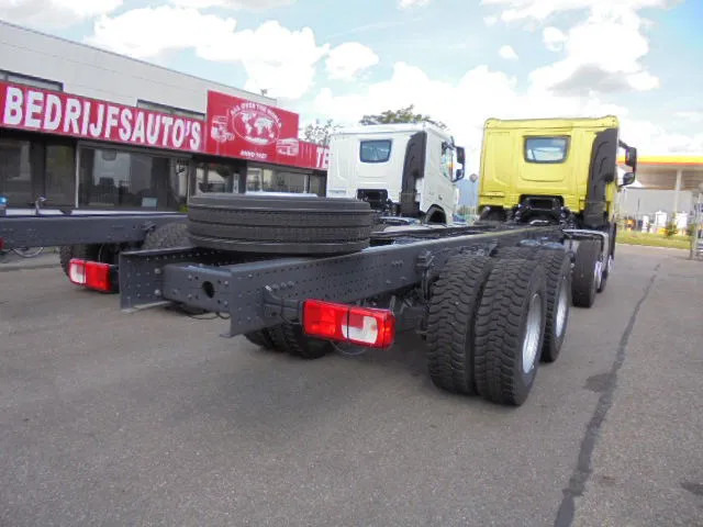 DAF XD 450 F 8X4 NIEUW MET FABRIEKS GARANTIE - Alvaz teherautó: 5 kép. DAF XD 450 F 8X4 NIEUW MET FABRIEKS GARANTIE - Alvaz teherautó: 5 kép.