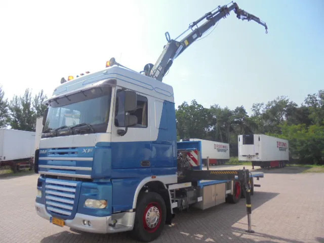 DAF XF 105 XF105 NL TRUCK - Darus autó: 1 kép. DAF XF 105 XF105 NL TRUCK - Darus autó: 1 kép.