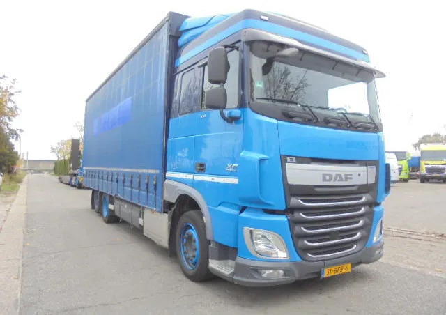 DAF XF 410 6X2 NL TRUCK TUV 03-26 - Ponyvás teherautó: 3 kép. DAF XF 410 6X2 NL TRUCK TUV 03-26 - Ponyvás teherautó: 3 kép.