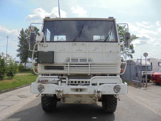 DAF YTZ 2300 6X6 FULL STEEL - Platós teherautó: 2 kép. DAF YTZ 2300 6X6 FULL STEEL - Platós teherautó: 2 kép.