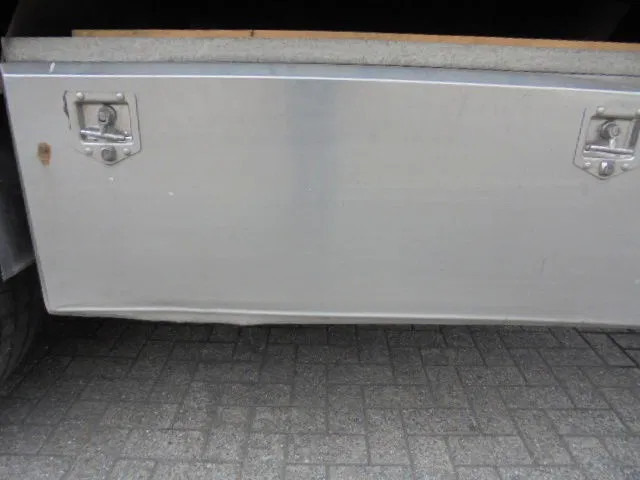 DRACO TXA 230 NL TRAILER - Ponyvás félpótkocsi: 4 kép. DRACO TXA 230 NL TRAILER - Ponyvás félpótkocsi: 4 kép.