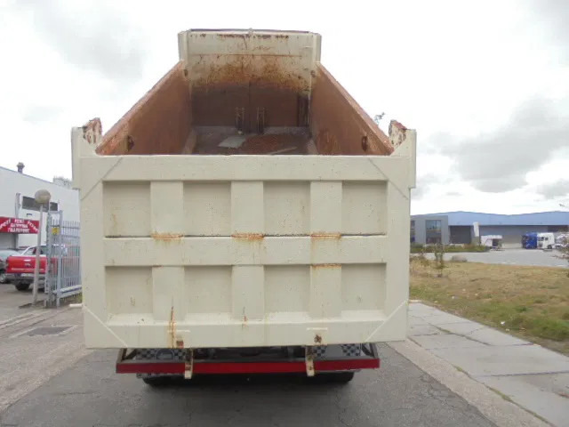 Diversen FOTON DAIMLER TX 3234 6X4 10 IN STOCK FOTON DAIMLER TX 3234 6X4 TAX FREE - Billenőplatós teherautó: 4 kép. Diversen FOTON DAIMLER TX 3234 6X4 10 IN STOCK FOTON DAIMLER TX 3234 6X4 TAX FREE - Billenőplatós teherautó: 4 kép.