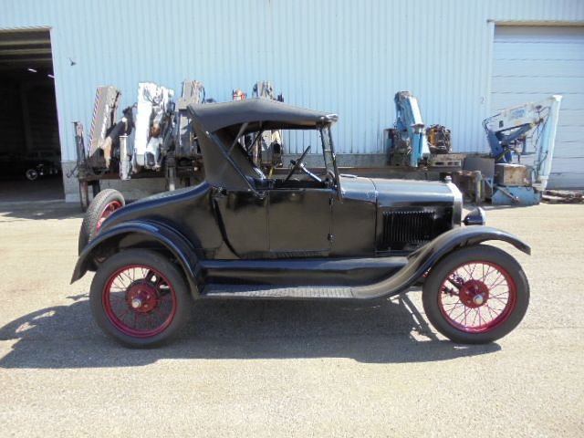 Ford Model T RUNABOUT - Autó: 5 kép. Ford Model T RUNABOUT - Autó: 5 kép.