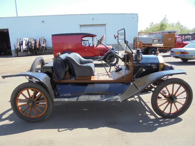 Ford Model T SPEEDSTER - Autó: 5 kép. Ford Model T SPEEDSTER - Autó: 5 kép.