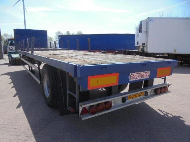 Groenewegen DRO 10 10B - Platós félpótkocsi: 3 kép. Groenewegen DRO 10 10B - Platós félpótkocsi: 3 kép.