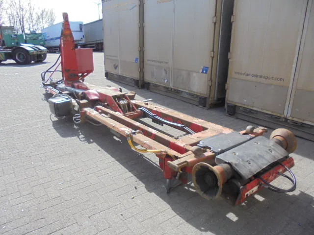 Hiab MULTILIFT XR21Z61 - Horgos rakodó teherautó: 4 kép. Hiab MULTILIFT XR21Z61 - Horgos rakodó teherautó: 4 kép.