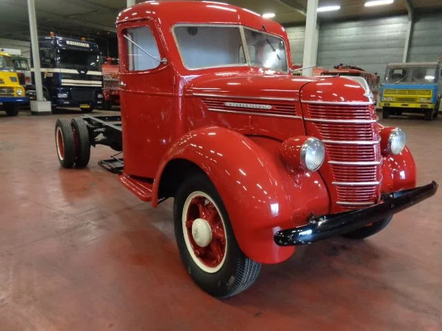 International D 30 4 TONNER - Alvaz teherautó: 2 kép. International D 30 4 TONNER - Alvaz teherautó: 2 kép.