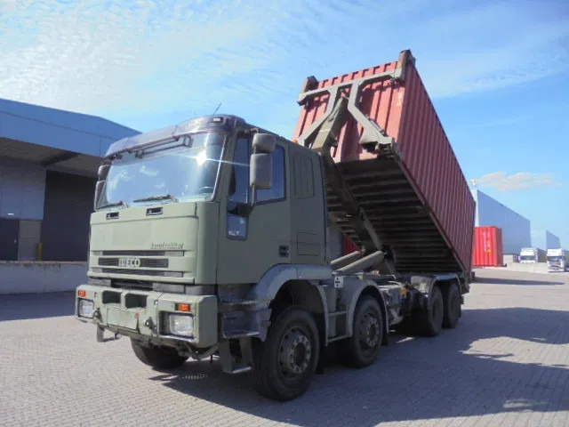 Iveco Eurotrakker 410 E37H - Horgos rakodó teherautó: 1 kép. Iveco Eurotrakker 410 E37H - Horgos rakodó teherautó: 1 kép.