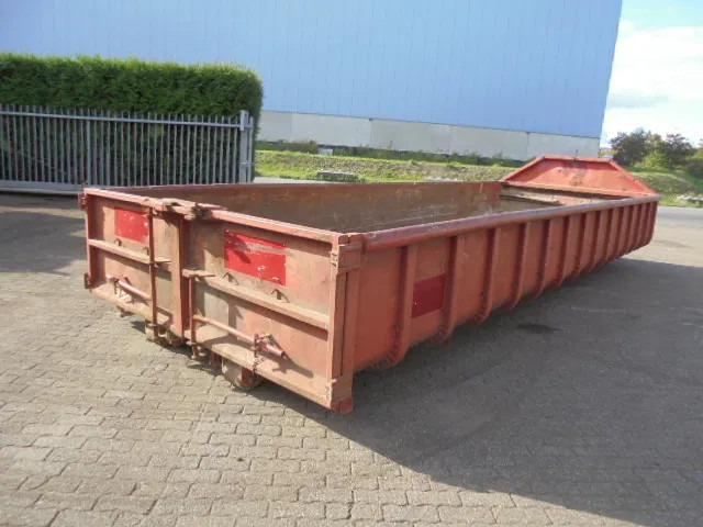 KTK 15M - Tengeri konténer: 3 kép. KTK 15M - Tengeri konténer: 3 kép.