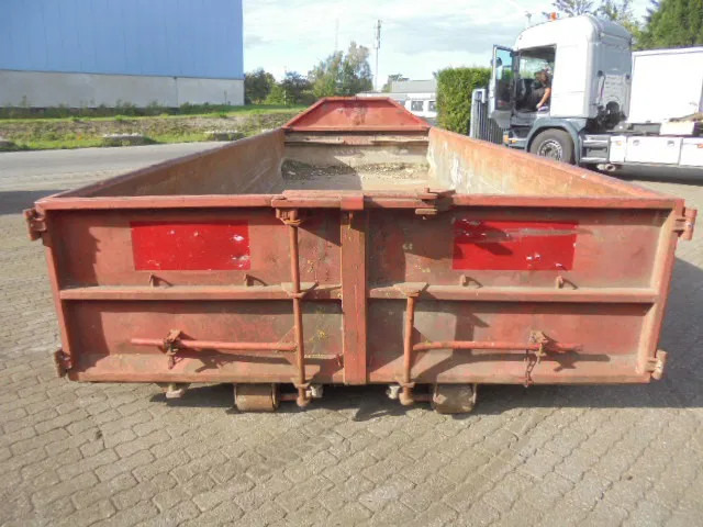 KTK 15M - Tengeri konténer: 4 kép. KTK 15M - Tengeri konténer: 4 kép.