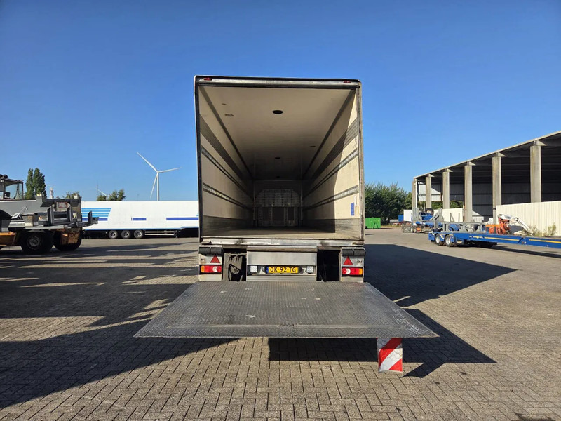 Krone SZ NL KENTEKEN - Félpótkocsi dobozos: 3 kép. Krone SZ NL KENTEKEN - Félpótkocsi dobozos: 3 kép.