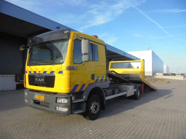 MAN TGM 12.250 NL TRUCK - Vontató: 1 kép. MAN TGM 12.250 NL TRUCK - Vontató: 1 kép.