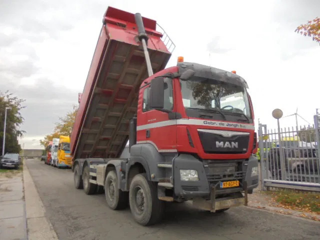 MAN TGS 41.440 8X8 NL TRUCK MANUAL GEARBOX - Billenőplatós teherautó: 3 kép. MAN TGS 41.440 8X8 NL TRUCK MANUAL GEARBOX - Billenőplatós teherautó: 3 kép.