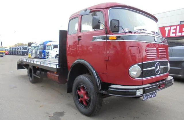 Mercedes-Benz 1113 - Autószállító teherautó: 3 kép. Mercedes-Benz 1113 - Autószállító teherautó: 3 kép.