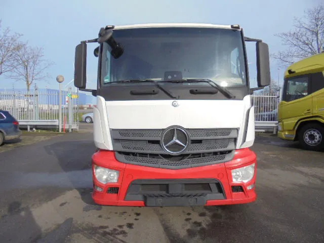Mercedes-Benz Actros 2340 6X2 EUR 6 - Alvaz teherautó: 2 kép. Mercedes-Benz Actros 2340 6X2 EUR 6 - Alvaz teherautó: 2 kép.