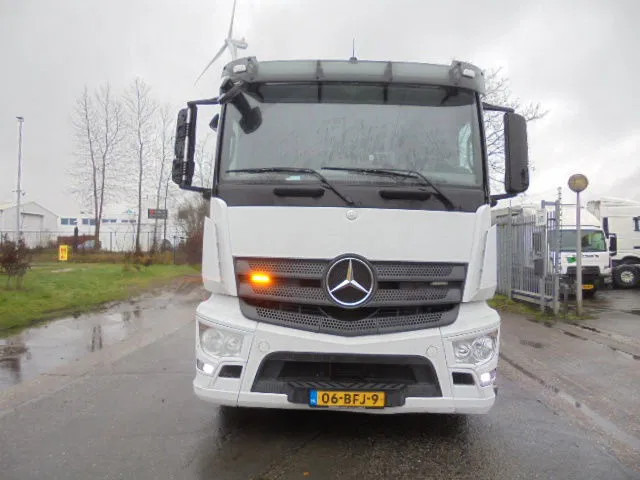 Mercedes-Benz Antos 2533 NL KENTEKEN - Szemetesautó: 3 kép. Mercedes-Benz Antos 2533 NL KENTEKEN - Szemetesautó: 3 kép.