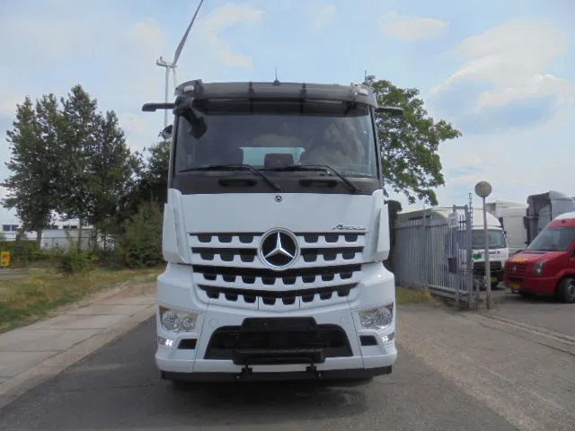 Mercedes-Benz Arocs 2545 + RETARDER 6X2 NEW /DEMO - Darus autó: 4 kép. Mercedes-Benz Arocs 2545 + RETARDER 6X2 NEW /DEMO - Darus autó: 4 kép.