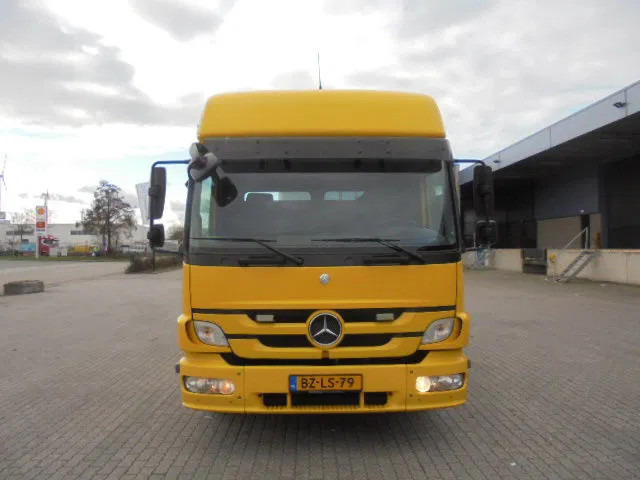 Mercedes-Benz Atego 1224 1224 NL KENTEKEN - Autószállító teherautó: 2 kép. Mercedes-Benz Atego 1224 1224 NL KENTEKEN - Autószállító teherautó: 2 kép.