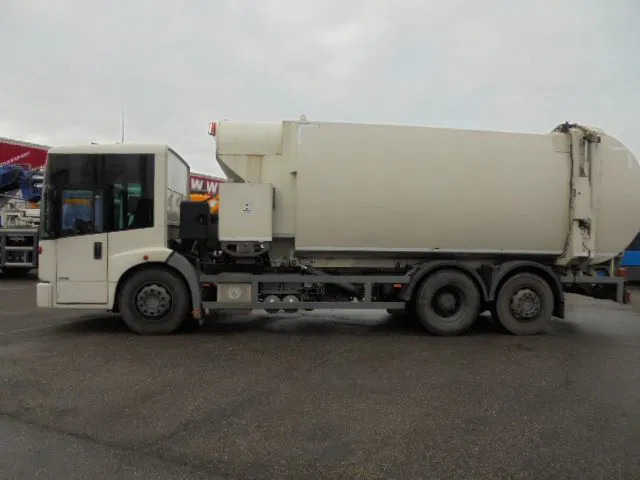 Mercedes-Benz Econic 2629 LLTNLA 6X2/4 - Szemetesautó: 5 kép. Mercedes-Benz Econic 2629 LLTNLA 6X2/4 - Szemetesautó: 5 kép.