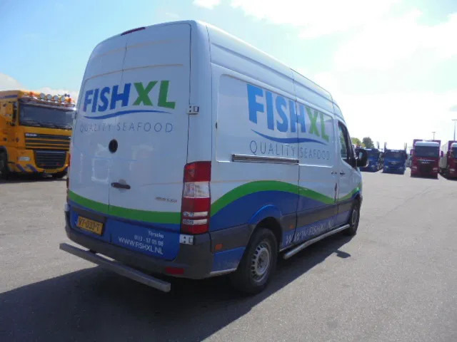 Mercedes-Benz Sprinter 313 FRIGO NL TRUCK - Hűtős kisteherautó: 4 kép. Mercedes-Benz Sprinter 313 FRIGO NL TRUCK - Hűtős kisteherautó: 4 kép.