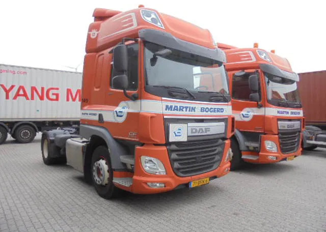 DAF CF 370 SSC NL TRUCK APK 02-26 - Nyergesvontató: 3 kép. DAF CF 370 SSC NL TRUCK APK 02-26 - Nyergesvontató: 3 kép.
