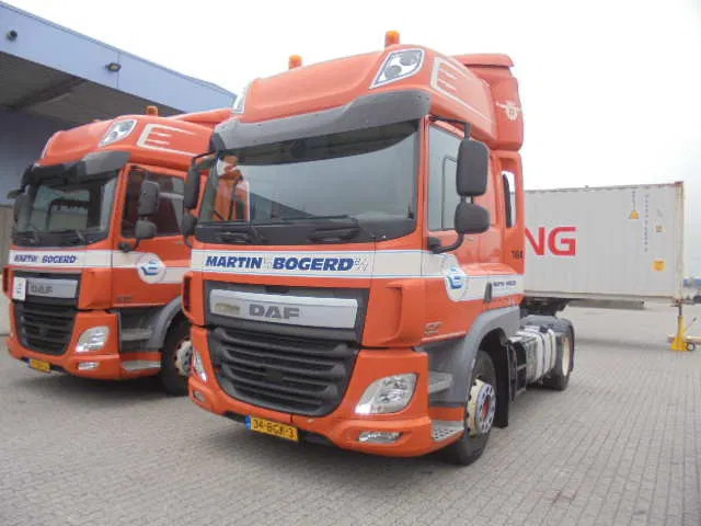 DAF CF 370 SSC NL TRUCK APK 02-26 - Nyergesvontató: 1 kép. DAF CF 370 SSC NL TRUCK APK 02-26 - Nyergesvontató: 1 kép.