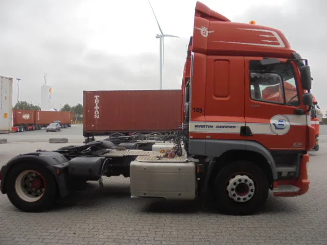 DAF CF 370 SSC NL TRUCK APK 02-26 - Nyergesvontató: 4 kép. DAF CF 370 SSC NL TRUCK APK 02-26 - Nyergesvontató: 4 kép.