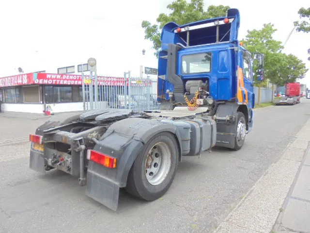 DAF CF 75.270 CF 75 HANDGESCHAKELD NL TRUCK TUV -APK 12--5-2026 - Nyergesvontató: 5 kép. DAF CF 75.270 CF 75 HANDGESCHAKELD NL TRUCK TUV -APK 12--5-2026 - Nyergesvontató: 5 kép.