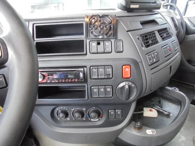 Nyergesvontató DAF XF 440 EUR6: 12 kép.