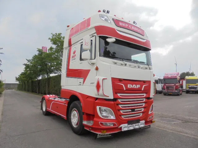 DAF XF 530 SSC INTARDER - Nyergesvontató: 3 kép. DAF XF 530 SSC INTARDER - Nyergesvontató: 3 kép.