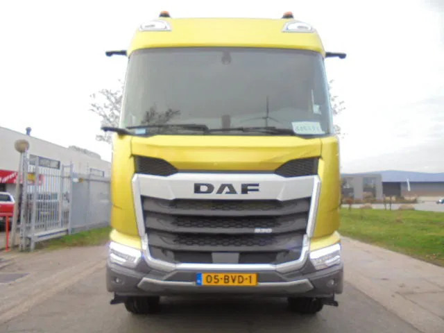 DAF XFC 530 FT DEMO KIEPHYDROLIEK MET FABRIEKS GARANTIE - Nyergesvontató: 3 kép. DAF XFC 530 FT DEMO KIEPHYDROLIEK MET FABRIEKS GARANTIE - Nyergesvontató: 3 kép.