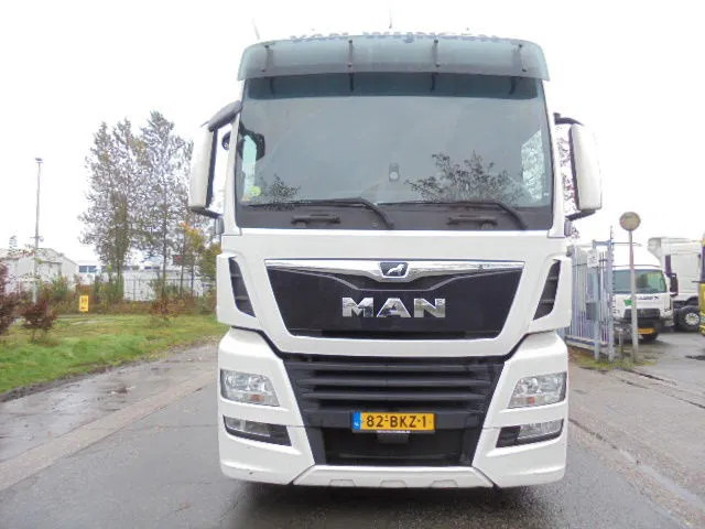 MAN TGA 18.480 XXL LLS-U SMART TACHO NL TRUCK 16X IN STOCK - Nyergesvontató: 2 kép. MAN TGA 18.480 XXL LLS-U SMART TACHO NL TRUCK 16X IN STOCK - Nyergesvontató: 2 kép.